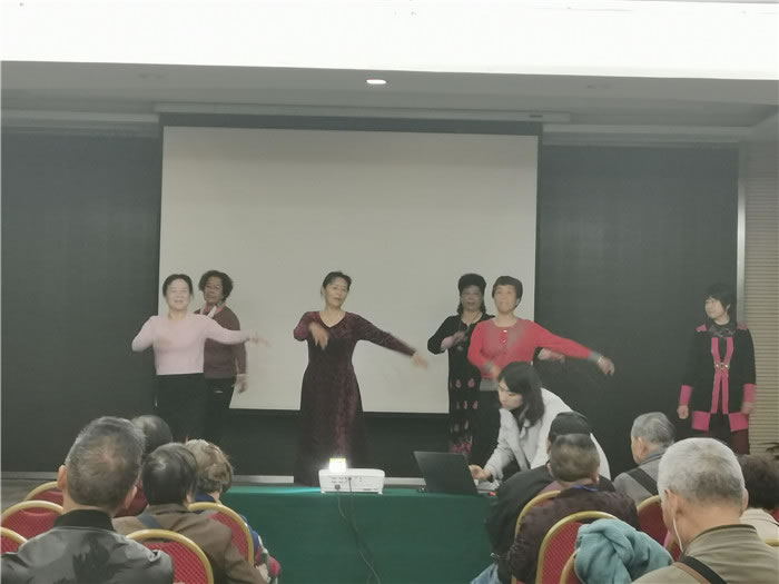 绵阳Cmp冠军沐日旅行社举行新疆南疆专列(漠河专列)华阳避暑线路推荐会暨客户答谢会