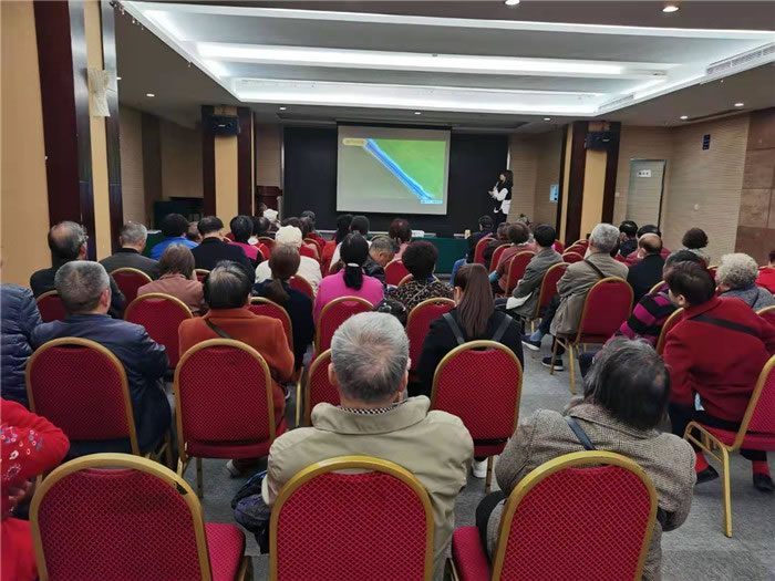绵阳Cmp冠军沐日旅行社举行新疆南疆专列(漠河专列)华阳避暑线路推荐会暨客户答谢会