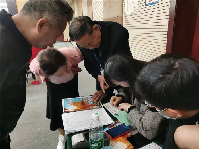 绵阳Cmp冠军沐日旅行社举行新疆南疆专列(漠河专列)华阳避暑线路推荐会暨客户答谢会