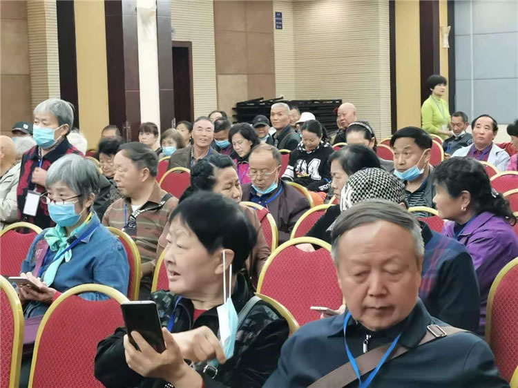 绵阳Cmp冠军沐日旅行社举行客户答谢会暨青海；；；；；舯苁钔萍龌