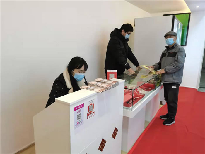 四川中青旅绵阳分社、绵阳市Cmp冠军沐日旅行社、绵阳自来文化撒播有限公司24H自助售货服务盛大开业