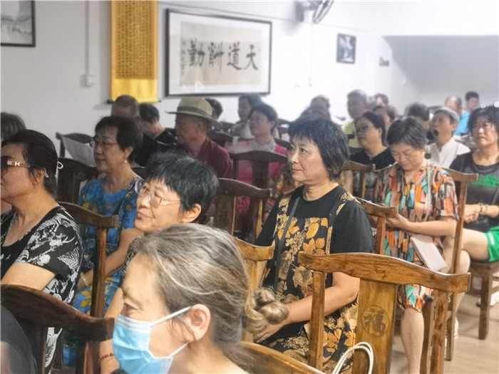 绵阳Cmp冠军行沐日旅行举行2023年秋摄三绝坝上阿尔山红海滩空调旅游专列12日游推荐会_活动资讯_Cmp冠军