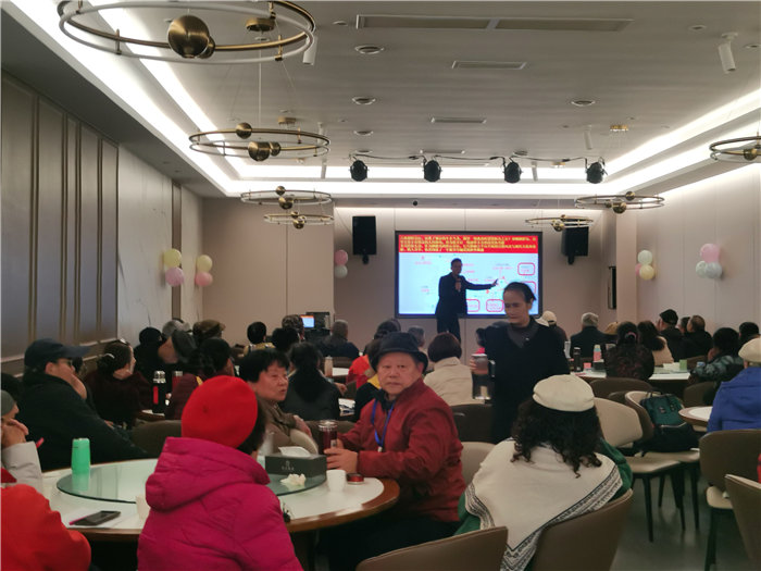 绵阳Cmp冠军沐日旅行社举行年会推荐线路宣布会