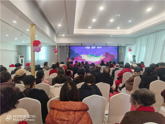 绵阳Cmp冠军沐日旅行社举行2026年年度答谢宴暨双内蒙+贝加尔湖线路宣布会